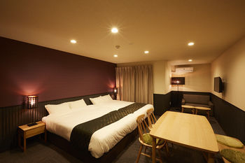 Aparthotel Rinn Nijo Castle